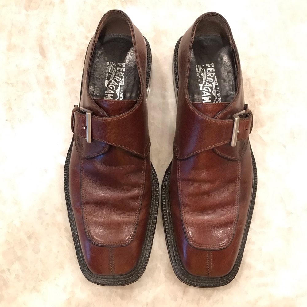 Salvatore Ferragamo Brown Leather w/ strap buckle